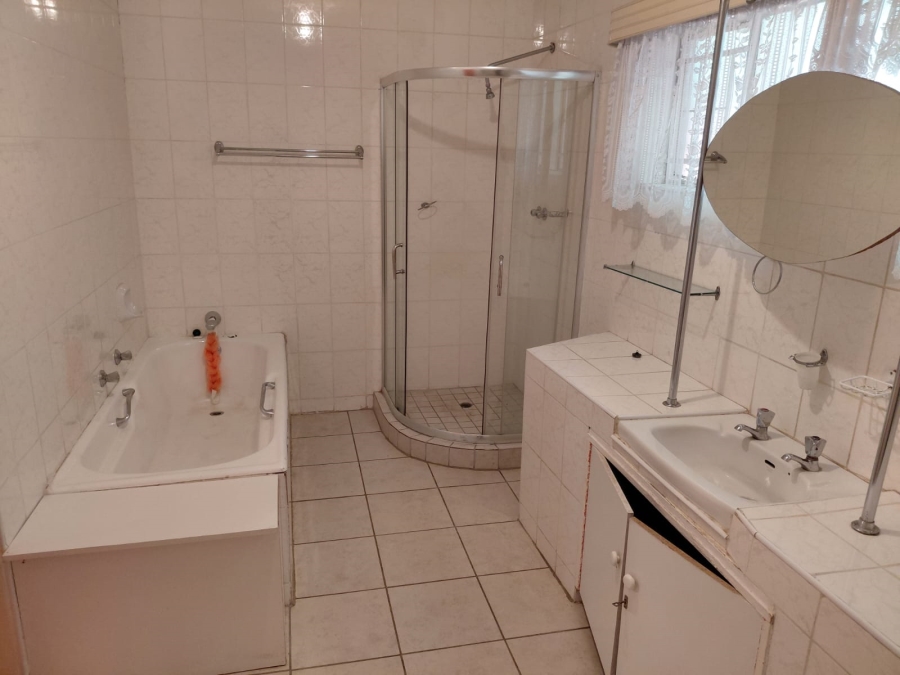 4 Bedroom Property for Sale in Fichardt Park Free State